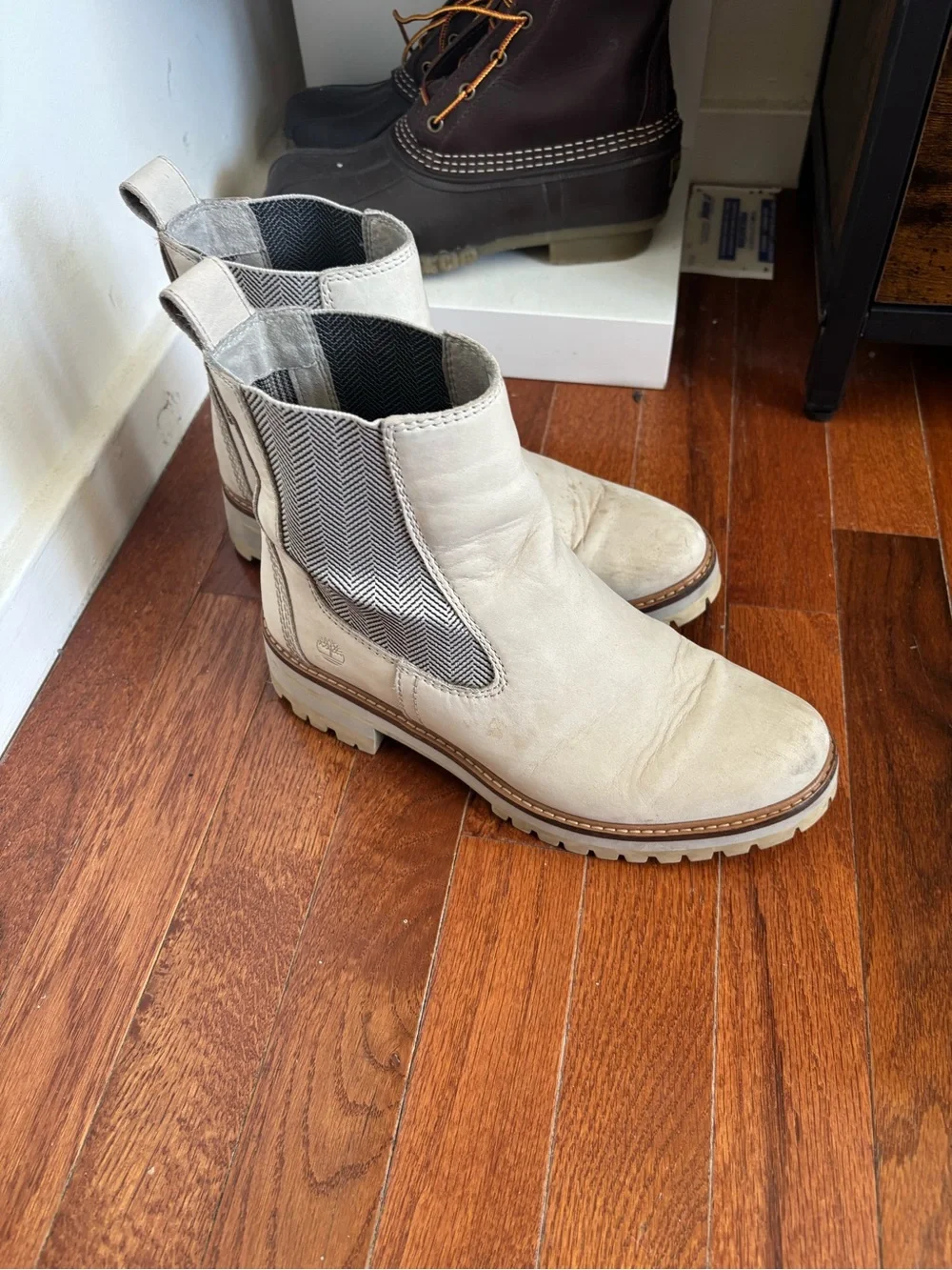 Timberland Cream Chelsea Boots
